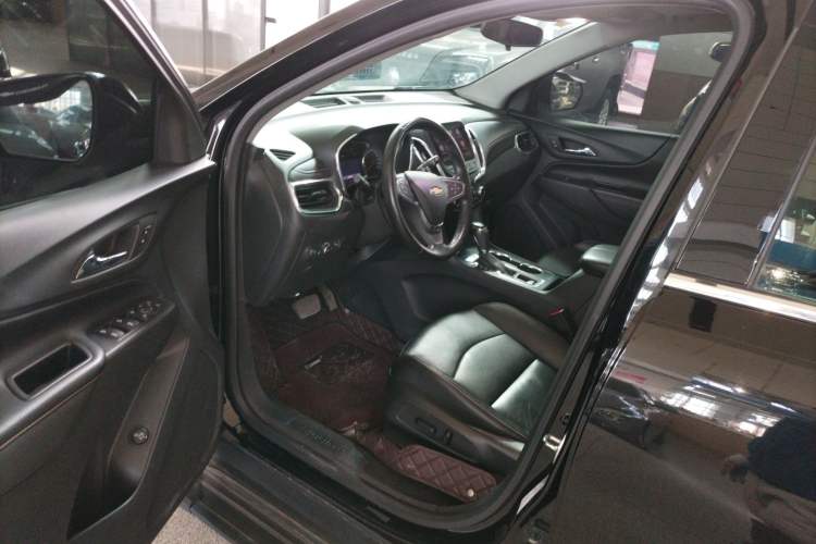 Used Chevrolet Equinox 2019 535T Automatic YuJie Edition China V Standard Driver Seat