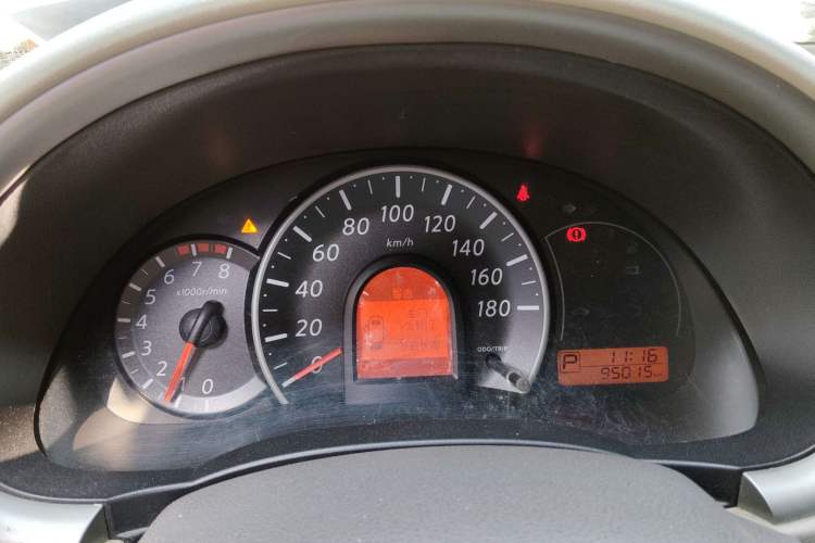 Used Nissan March 2015 1.5L Automatic E-Xuan Edition