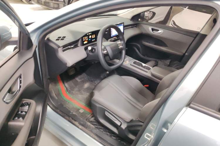 Used Roewe D6 2025 450 km Premium Edition
