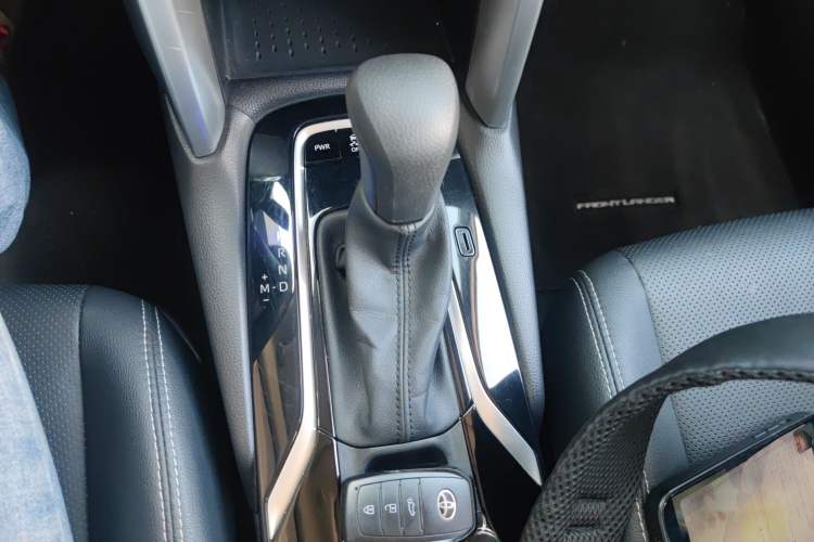 Used Toyota FRONTLANDER 2022 2.0L CVT Luxury PLUS Edition