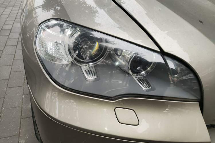 Used BMW X5 2011 xDrive35i Luxury Model
