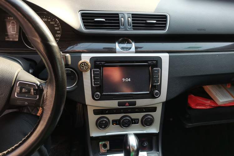 Used Volkswagen Magotan 2013 1.8TSI Prestige Model
