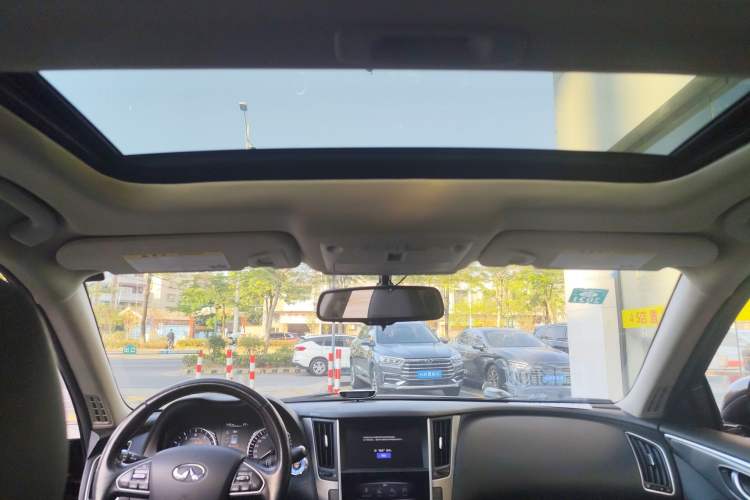 Used Infiniti Q50L 2015 2.0T Enjoyment Edition