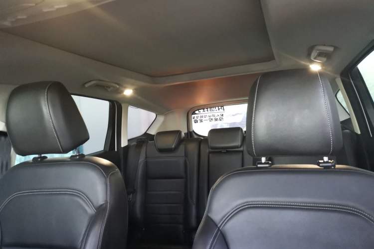 Used Ford Kuga 2018 EcoBoost 180 Two-Wheel-Drive Platinum Edition