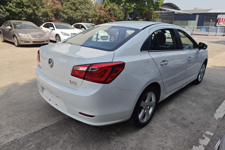 Used Dongfeng Aeolus L60 2015 1.8L Automatic New Rui Model
