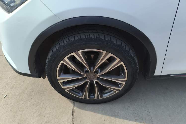 Used BYD Tang 2018 2.0T Automatic Smart Connect Prestige 7-Seater China V Standard