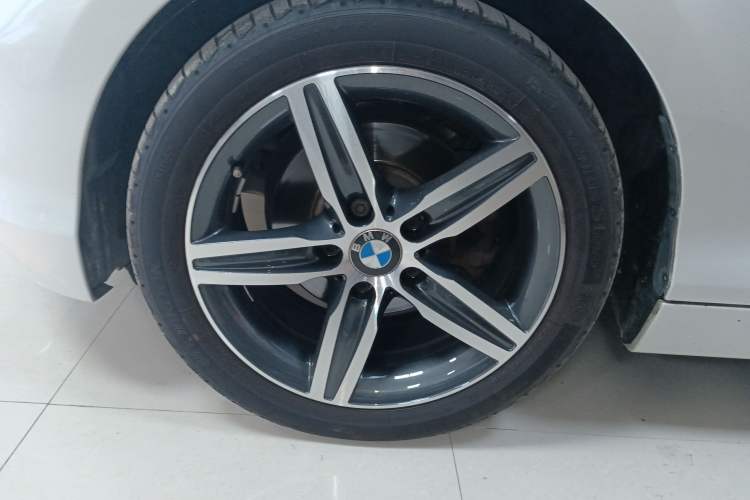 Used BMW 1 Series 2015 120i Sport Design Package
