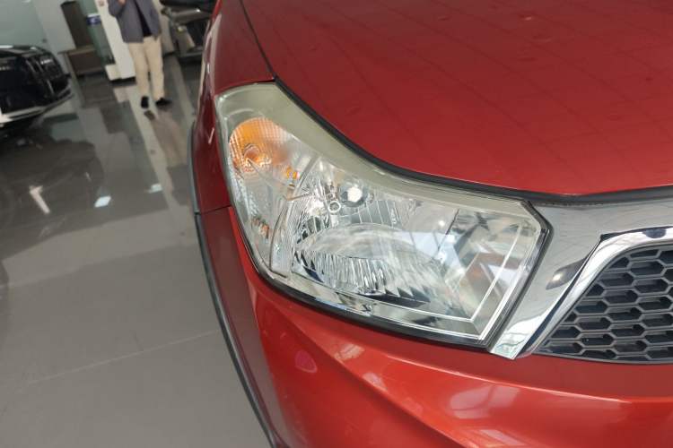 Used Suzuki SX4 2013 1.6L Automatic CoolRide Model Right Front Headlight
