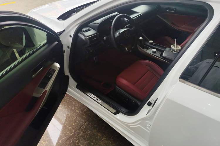 Used Lexus IS 2017 300 F SPORT Edition