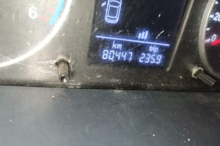 Used Foton Toano 2020 2.5T Manual Tongtu Short Wheelbase Flat Roof 5/6/7-Seater 4J25TC3