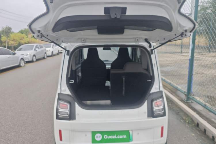 Used Wuling Air ev 2023 - Four Seats - Standard Edition