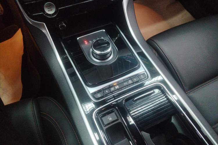 Used Jaguar XEL 2018 2.0T 200 PS Luxury Edition
