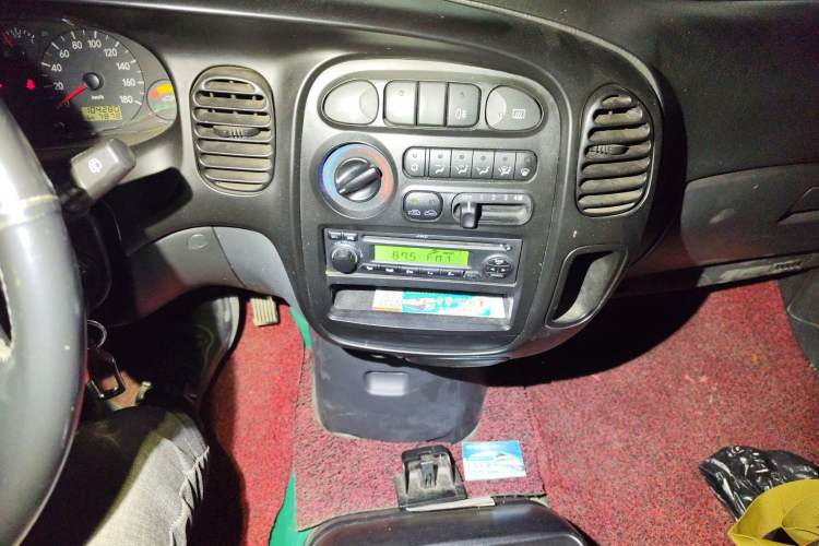 Used JAC Refine M5 2012 1.9T Diesel Manual Business Edition