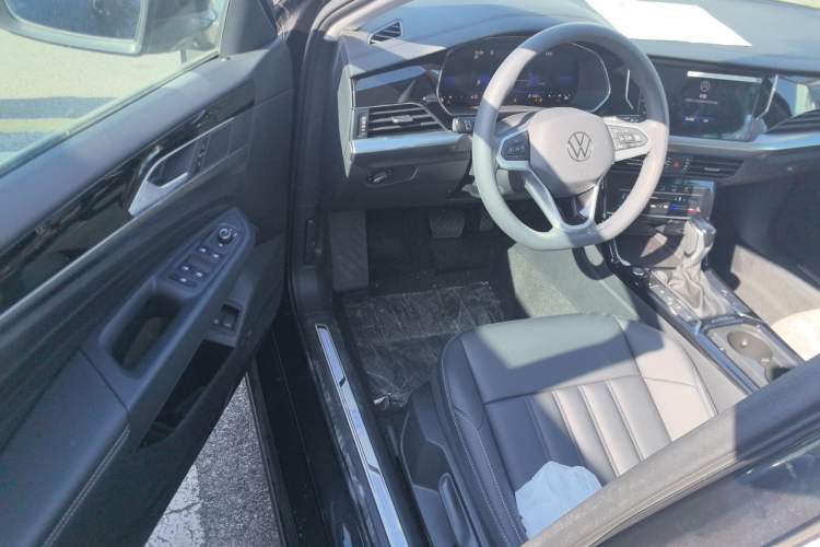 Used Volkswagen Passat New Energy 2025 430 PHEV Hybrid Business Edition
