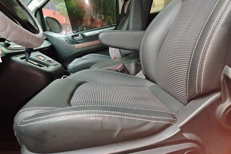 Used SAIC MAXUS G10 2018 PLUS 2.0T Automatic Elite Edition Left Front Seat