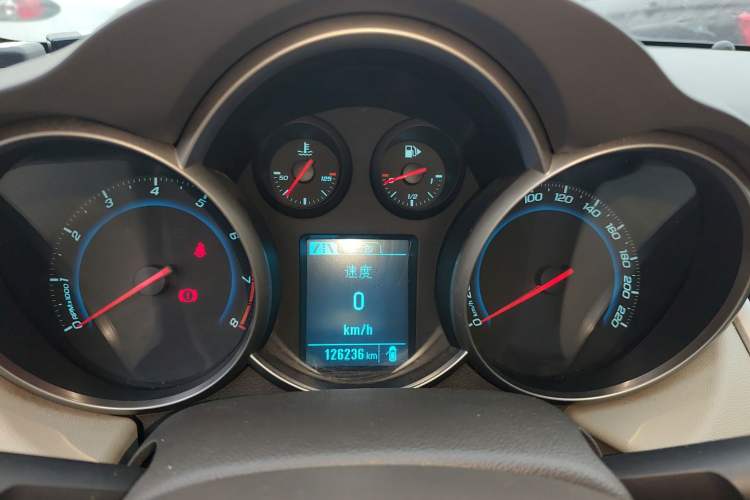 Used Chevrolet Cruze 2015 1.5L Classic SL MT
