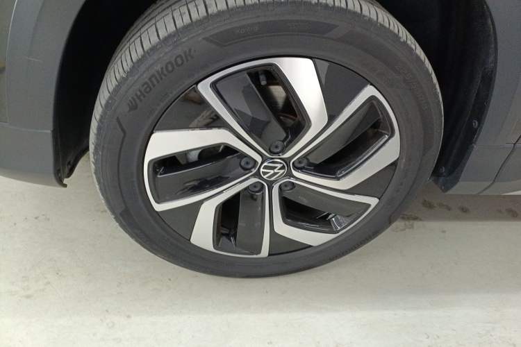Used Volkswagen Tharu 2024 300TSI Two-Wheel-Drive Full Moon Edition Left Front Wheel Hub