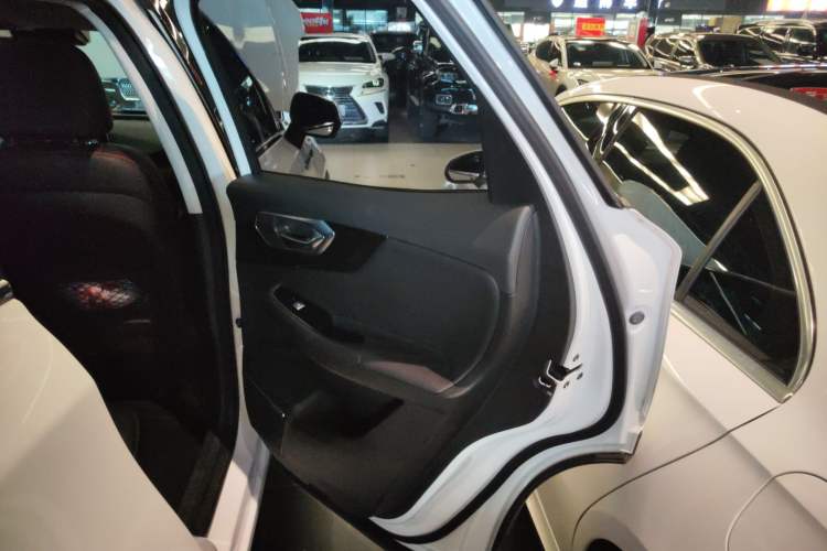 Used BAIC Beijing X7 2022 1.5TD DCT Trendy Edition
