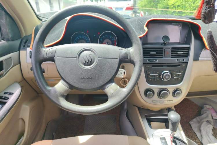 Used Buick Excelle 2011 1.6LX-AT
