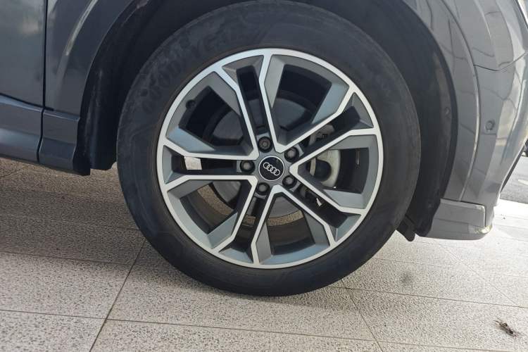 Used Audi Q3 2022 40 TFSI Fashion Dynamic Model