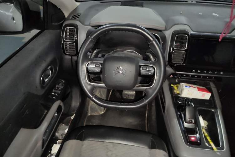 Used Citroen C5 AIRCROSS 2019 350THP Enjoyment Model China V Standard
