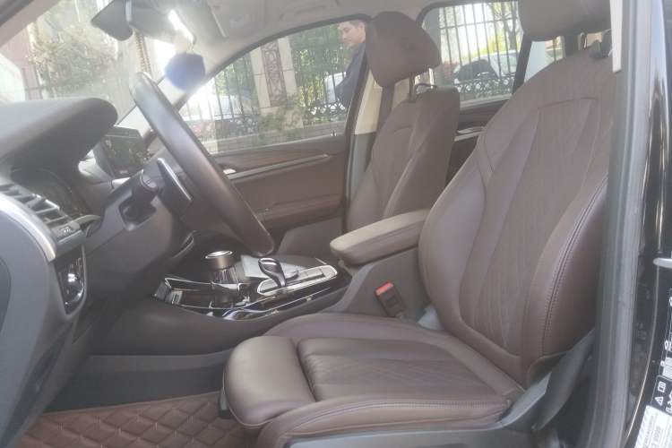 Used BMW X3 2023 xDrive30i Leading Model M Night Edition Package Left Front Seat