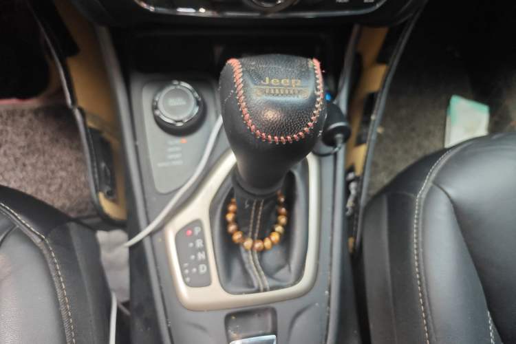 Used Jeep Cherokee 2016 2.4L Professional Smart Version