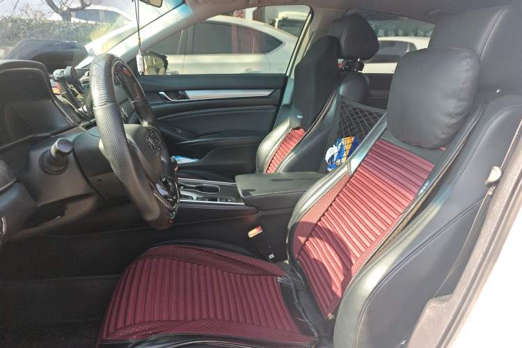 Used Honda Accord 2018 260TURBO Luxury Edition China V Emission Standard Left Front Seat