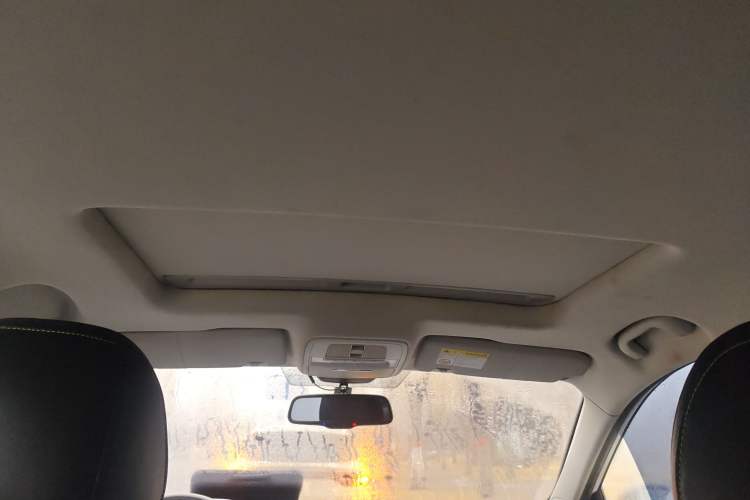 Used Roewe i5 2021 1.5L CVT Diamond Edition