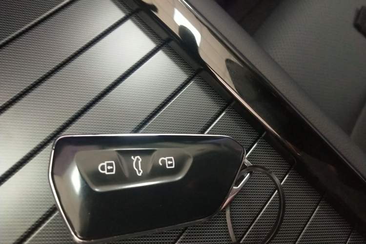 Used Volkswagen ID.7 VIZZION 2024 PRO Model Vehicle Key