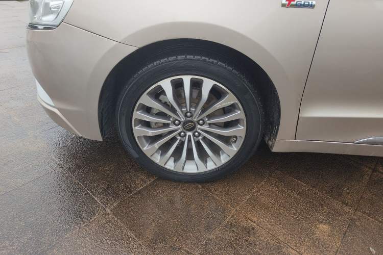 Used Geely Auto Emgrand GT 2016 1.8T Zunya Model Left Front Wheel Hub