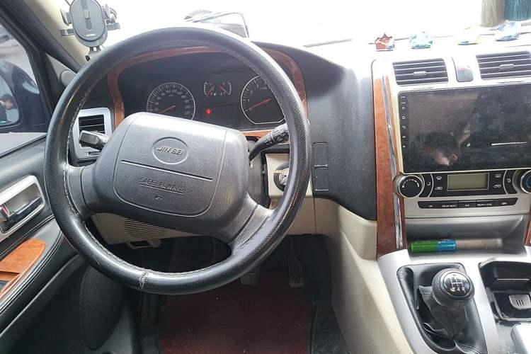 Used Jinbei Grace 2019 2.0L Express Comfort 7-Seater China VI 1TZS
