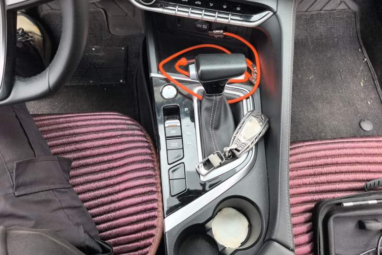 Used CHANGAN Eado 2020 PLUS Blue Whale NE 1.4T GDI DCT Prestige Model Gear Lever