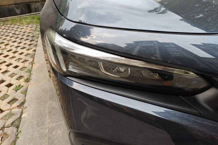 Used Honda Civic 2023 240TURBO CVT Dynamic Edition Right Front Headlight