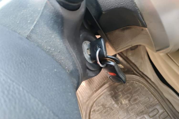 Used Nissan Livina 2013 1.6XE CVT Comfort Edition Vehicle Key