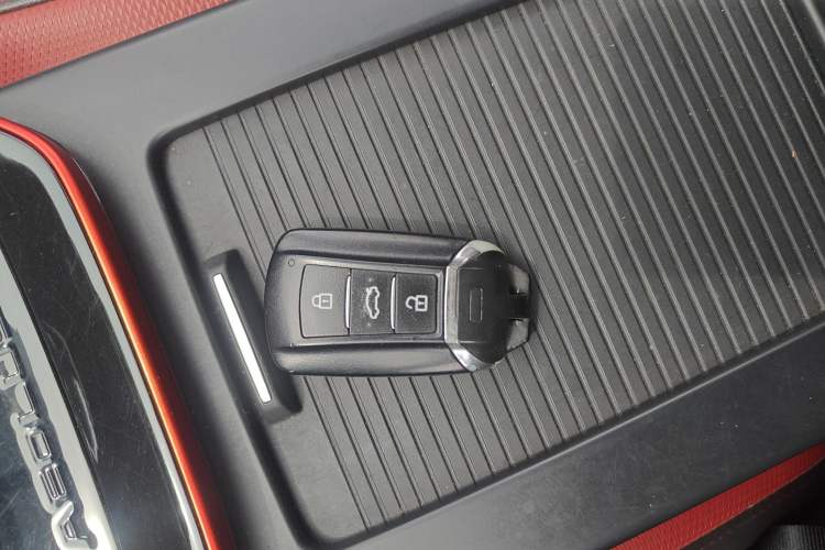 Used Dongfeng Aeolus Yixuan 2021 230T Automatic ZuiFeng Edition Vehicle Key