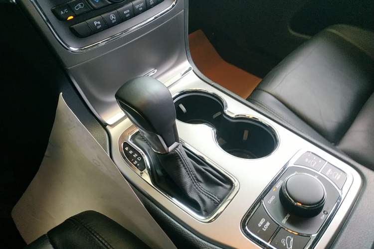 Used Jeep Grand Cherokee 2017 3.6L Elite Navigation Edition