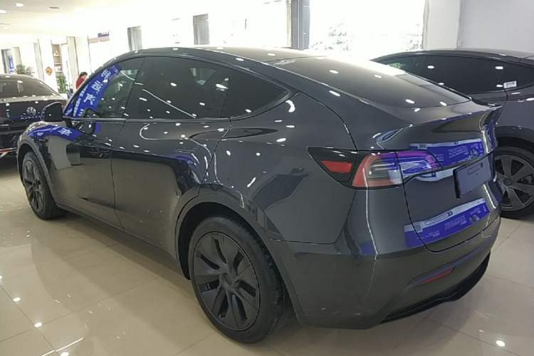 Used Tesla Model Y 2024 Rear-Wheel-Drive Version