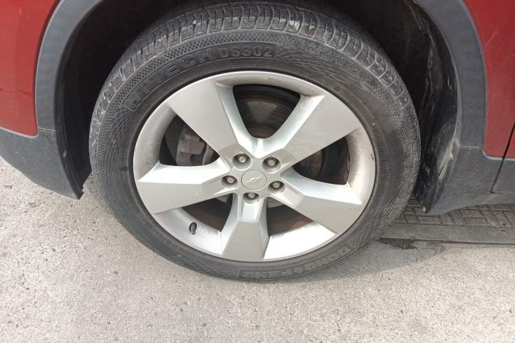 Used Chevrolet Trax 2014 1.4T Automatic Two-Wheel Drive Luxury Model Exterior 4