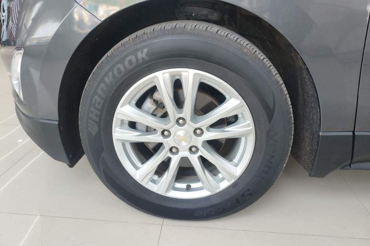 Used Chevrolet Equinox 2018 535T Automatic YuJie Edition Left Front Wheel Hub