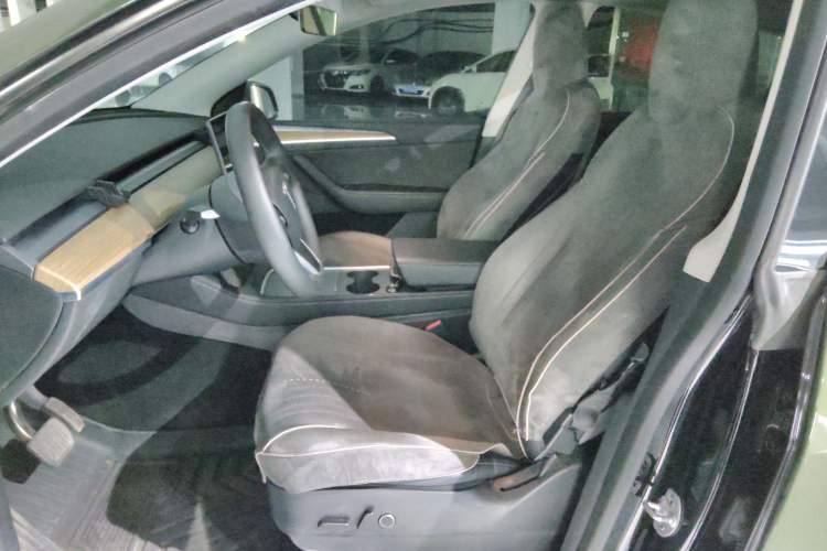 Used Tesla Model Y 2022 Rear-Wheel-Drive Version