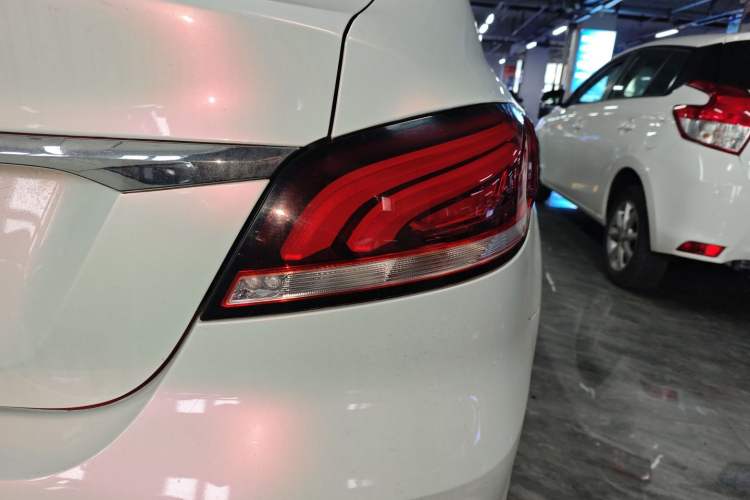 Used MG 6 2017 20T Automatic Luxury Smart Connect Version China V Standard