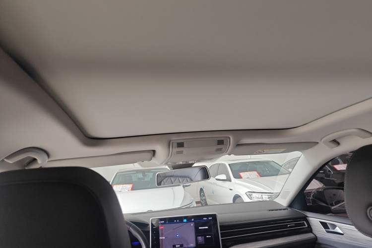 Used Volkswagen Sagitar 2023 300TSI DSG Excellence Edition Headliner