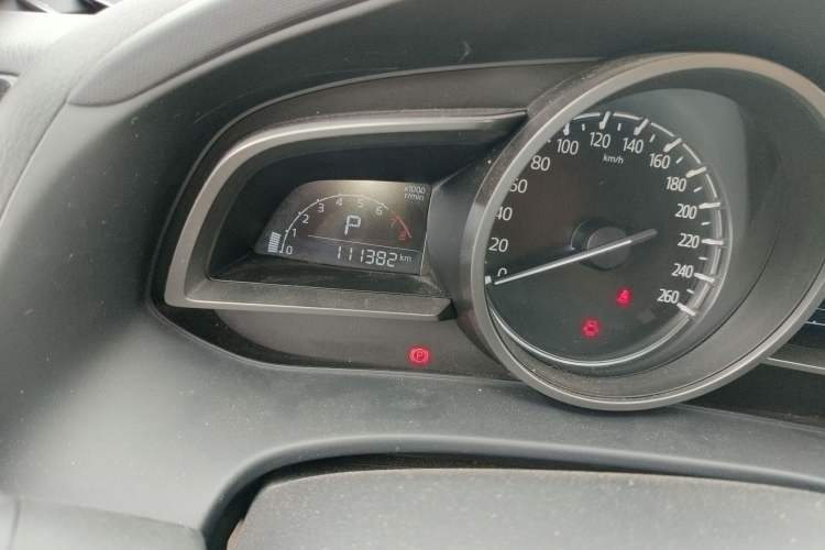 Used Mazda CX-4 2021 2.0L Automatic Two-Wheel Drive Blue Sky Dynamic Edition Odometer Close Up