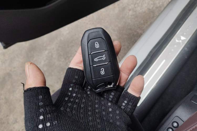 Used DS 9 2021 45THP Opera House Edition