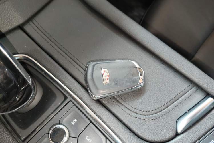 Used Cadillac XT6 2022 2.0T 7-Seater Four-Wheel Drive Luxury Version
