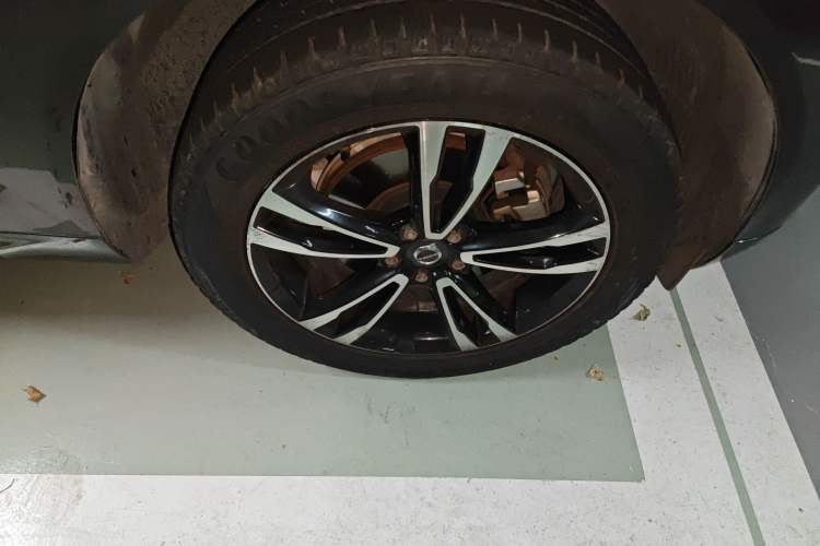 Used Volvo XC60 2019 T5 4x4 Smart Edition China V Standard
