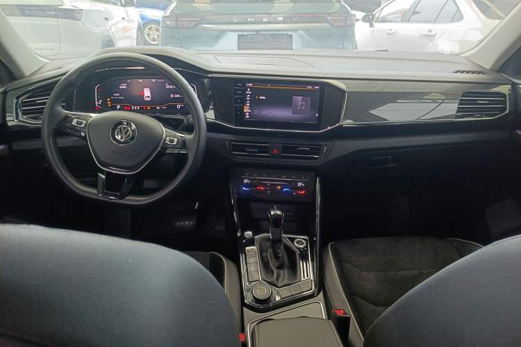 Used Volkswagen Tayron 2020 380TSI Four-Wheel Drive Luxury Connect Pro Edition Center Console