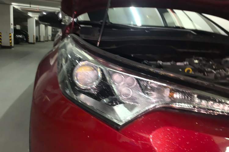 Used Toyota IZOA 2018 2.0L Yichi Edition China V Standard