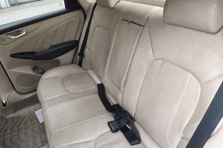 Used Chery Arrizo 7 2013 1.6L Manual ZhiShang Edition